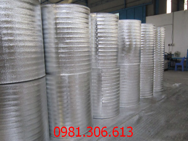 xốp cách nhiệt chống nóng mái tôn 1