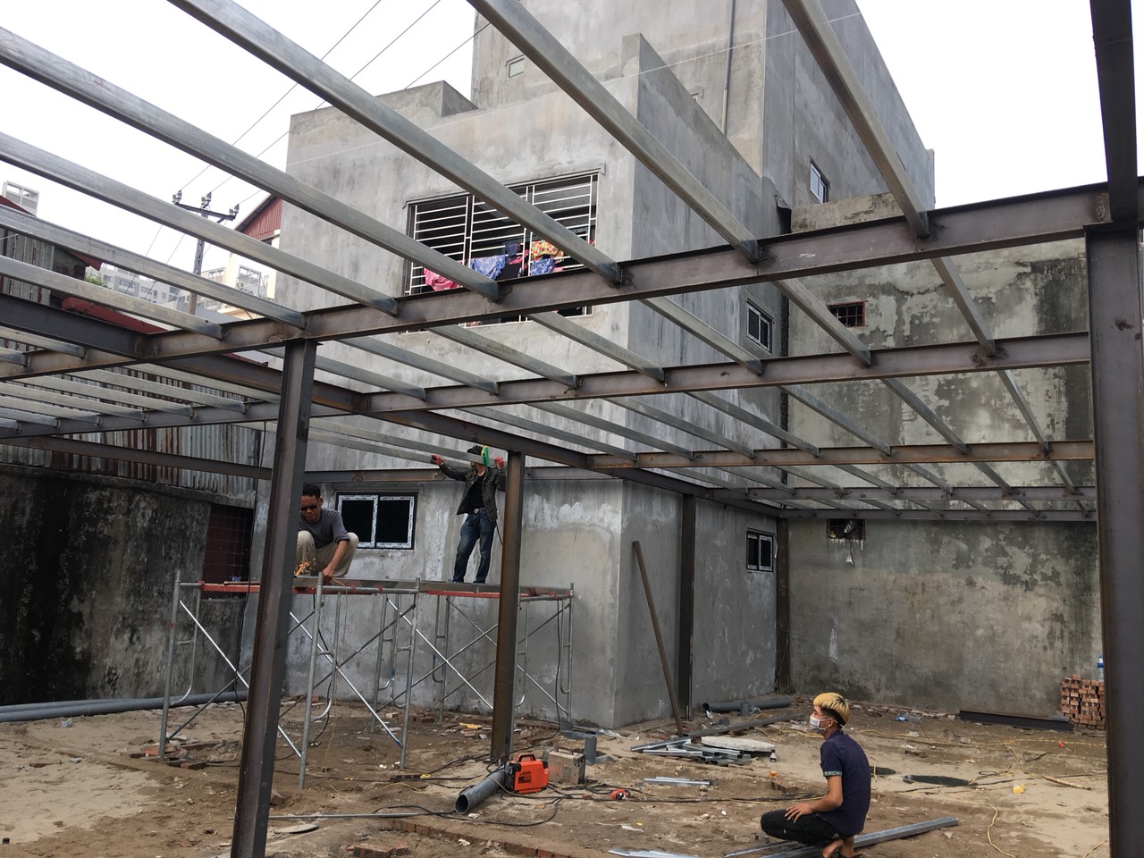 3 điều cần biết khi sửa mái tôn trọn gói tại Hà Nội
