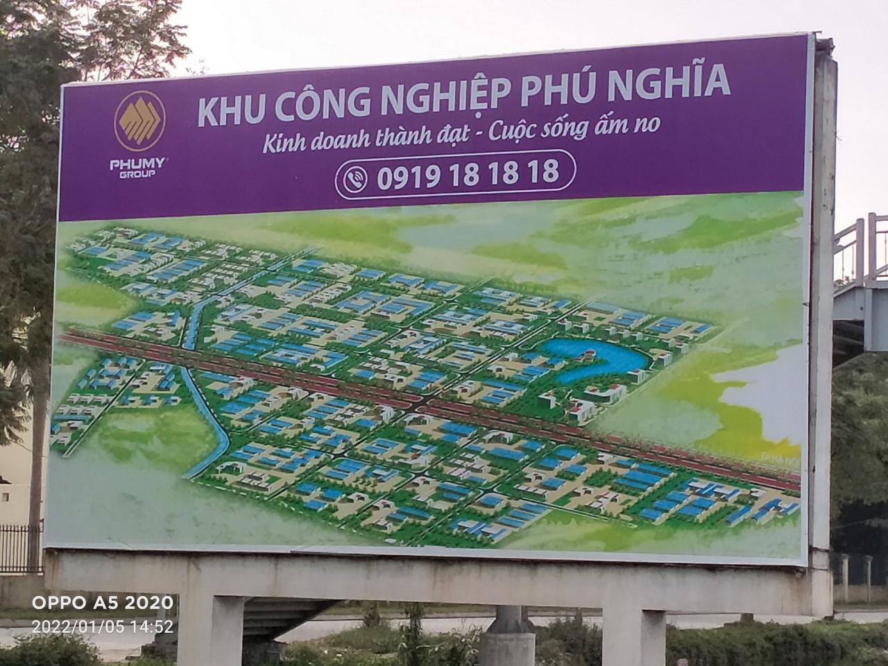 Giá máng xối inox tại KCN Phú Nghĩa